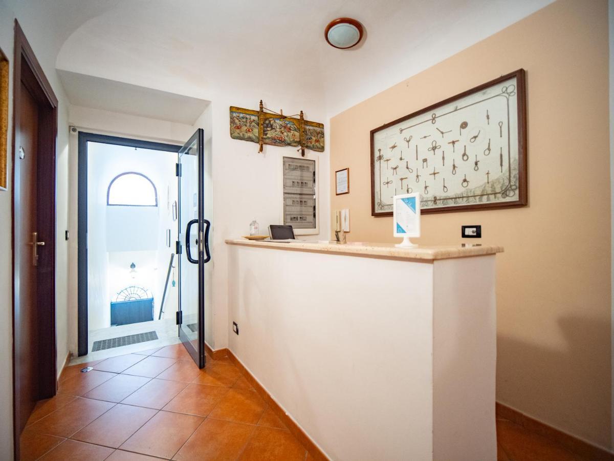 Kalamarina Rooms Palermo Buitenkant foto