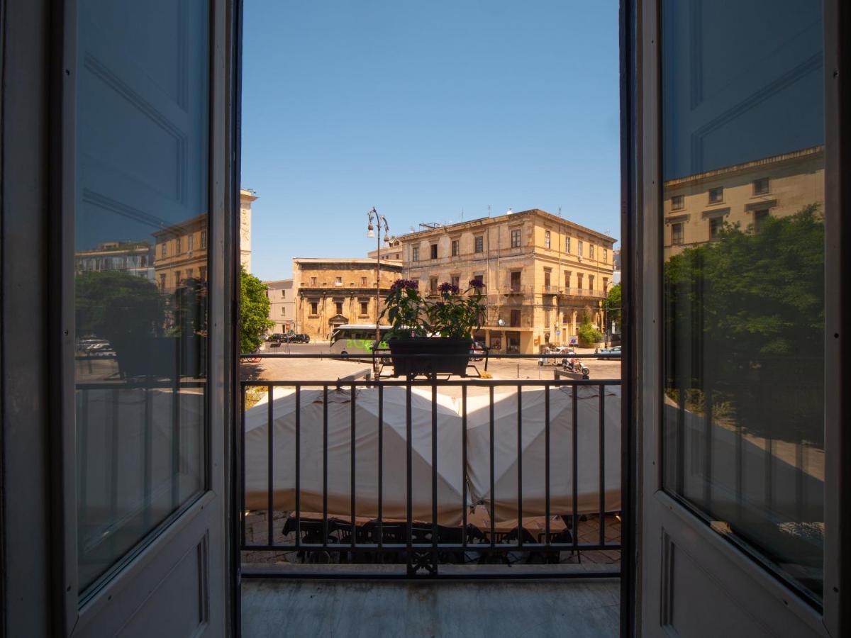 Kalamarina Rooms Palermo Buitenkant foto