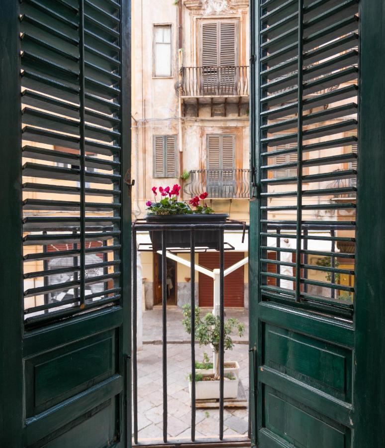 Kalamarina Rooms Palermo Buitenkant foto