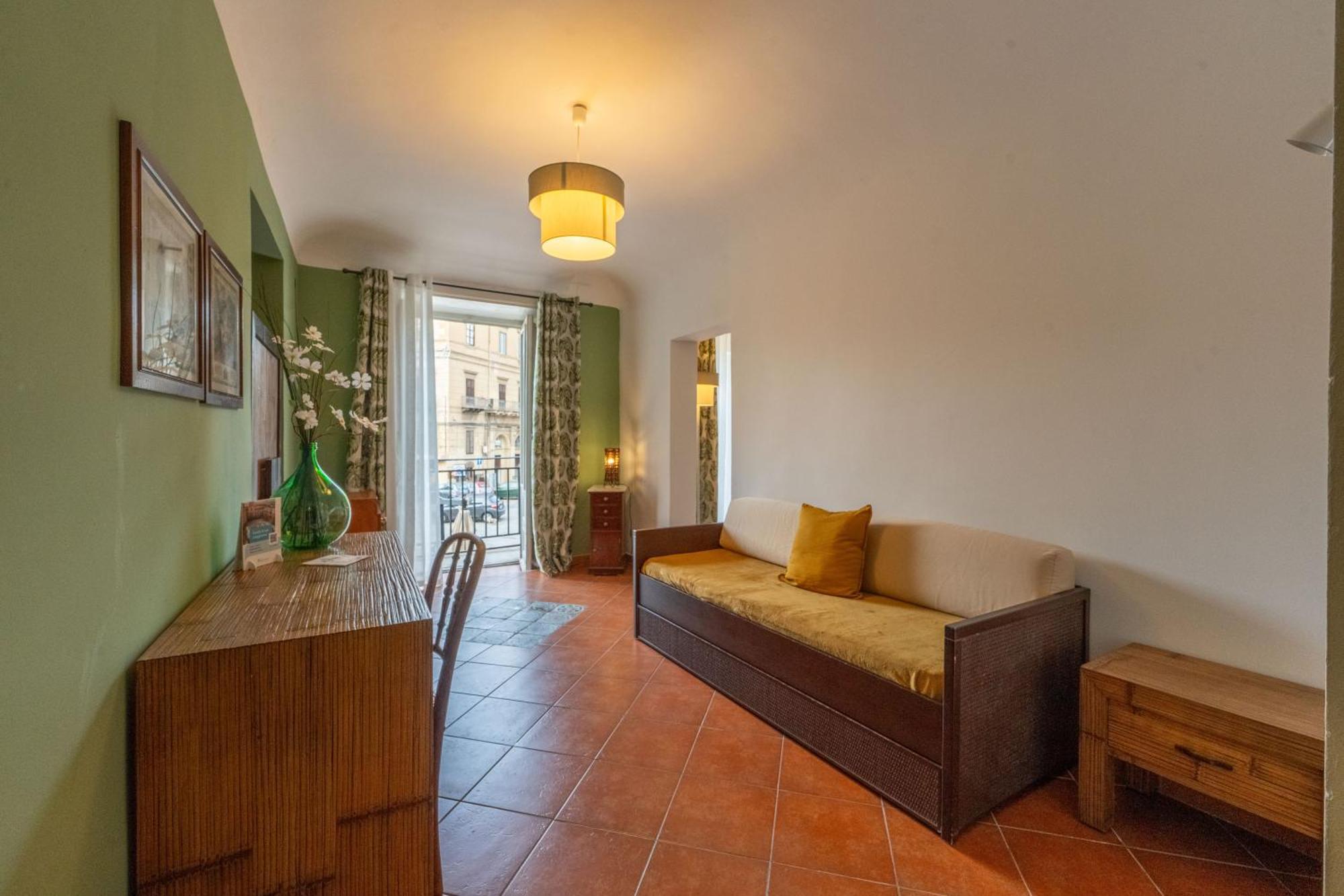 Kalamarina Rooms Palermo Buitenkant foto